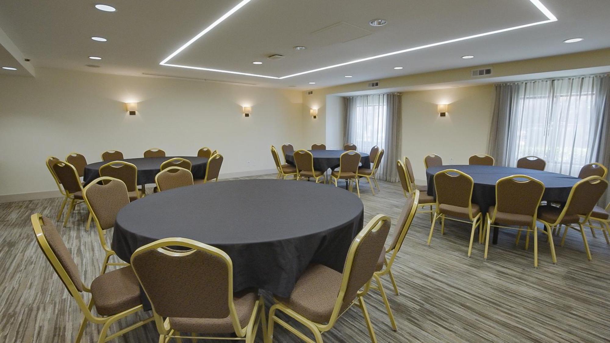 Holiday Inn Irving Las Colinas By Ihg Exteriör bild