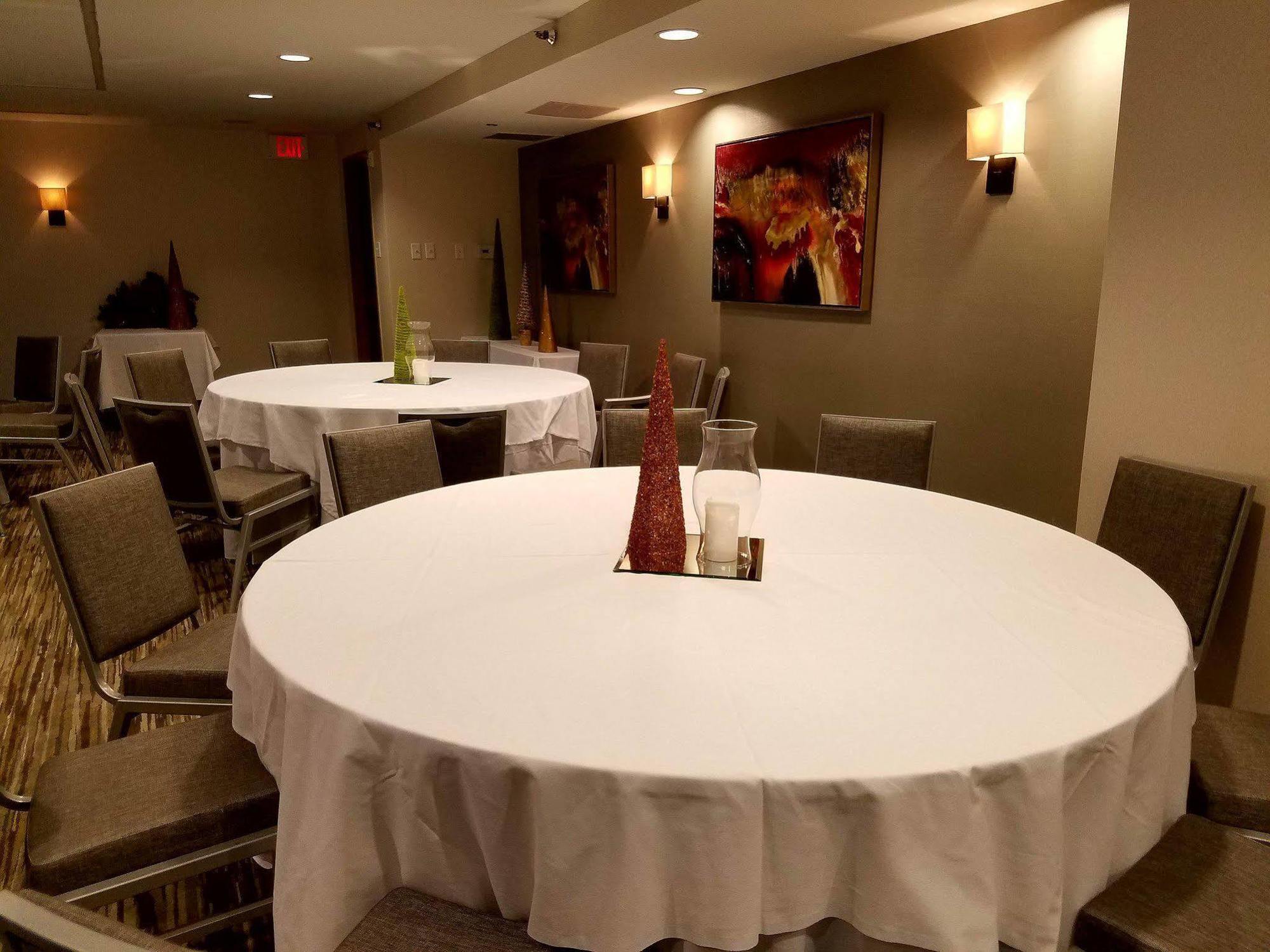 Holiday Inn Irving Las Colinas By Ihg Exteriör bild